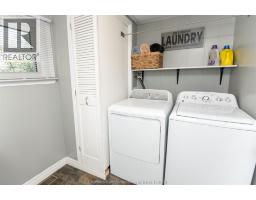 1131 ELGIN STREET - 13
