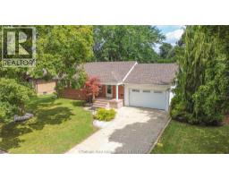 33 MEADOWLEA ROAD - 1