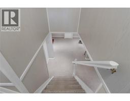 33 MEADOWLEA ROAD - 22