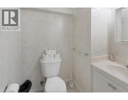 33 MEADOWLEA ROAD - 32