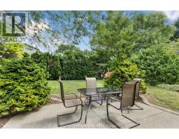 33 MEADOWLEA ROAD - 38