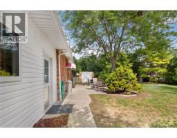 33 MEADOWLEA ROAD - 39