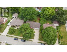 33 MEADOWLEA ROAD - 45