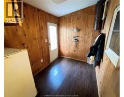 807 Queen STREET - 12