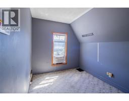 63 Spencer AVENUE - 20
