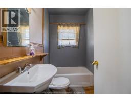 63 Spencer AVENUE - 22