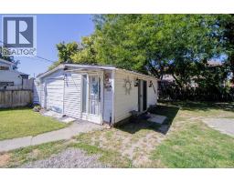 63 Spencer AVENUE - 27