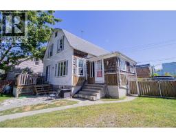 63 Spencer AVENUE - 30