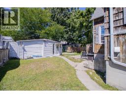 63 Spencer AVENUE - 31