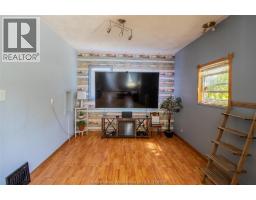 63 Spencer AVENUE - 9