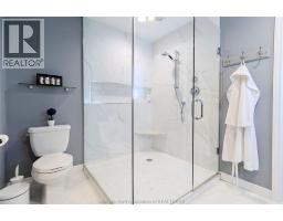 59 GREGORY DRIVE East - 24