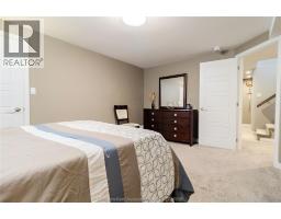 59 GREGORY DRIVE East - 36