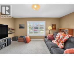 255 Valley ROAD - 9