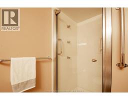 10 Van Allen AVENUE UnitNo. 804 - 16
