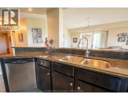 10 Van Allen AVENUE UnitNo. 804 - 19