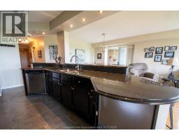10 Van Allen AVENUE UnitNo. 804 - 21