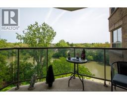 10 Van Allen AVENUE UnitNo. 804 - 31