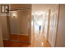 10 Van Allen AVENUE UnitNo. 804 - 4