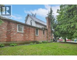 25 VICTORIA AVENUE - 34