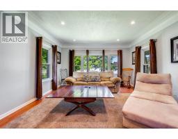 232 Chatham STREET South - 5