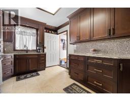 261 Park STREET - 10