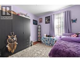 261 Park STREET - 17