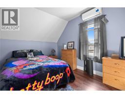 261 Park STREET - 23