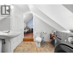 261 Park STREET - 26