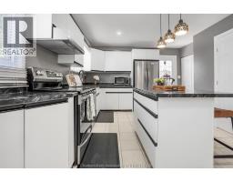 112 Parry DRIVE - 13