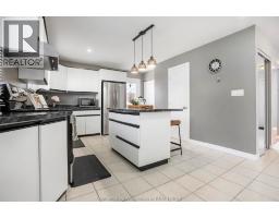 112 Parry DRIVE - 14