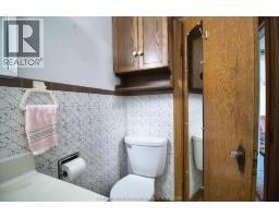 131 Tweedsmuir AVENUE East - 16
