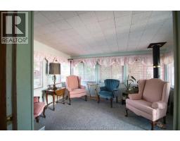 131 Tweedsmuir AVENUE East - 17