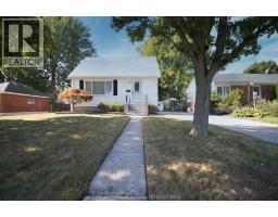 131 Tweedsmuir AVENUE East - 3