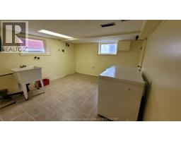 1720 Dufferin AVENUE - 11