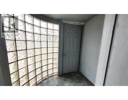 1720 Dufferin AVENUE - 2