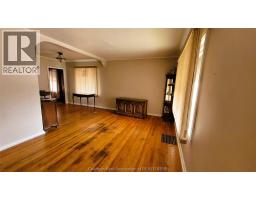 1720 Dufferin AVENUE - 3
