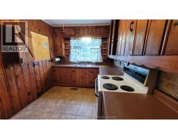 1720 Dufferin AVENUE - 5