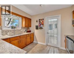 9 BRIDLE PATH ROAD East - 13