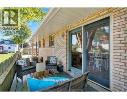 9 BRIDLE PATH ROAD East - 22