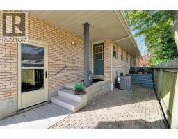 9 BRIDLE PATH ROAD East - 25