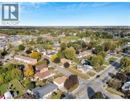 9 BRIDLE PATH ROAD East - 35