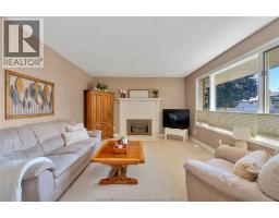 9 BRIDLE PATH ROAD East - 4