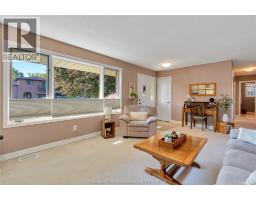 9 BRIDLE PATH ROAD East - 5