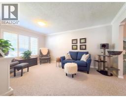 53 HARVEST CRESCENT - 16