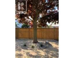 53 HARVEST CRESCENT - 4