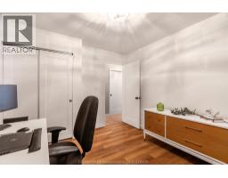 21 Thornhill CRESCENT - 21