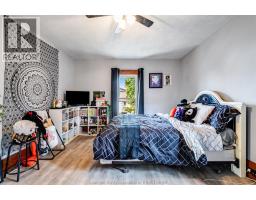 131 Talbot STREET West - 20