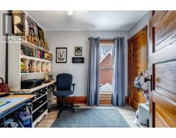 131 Talbot STREET West - 21