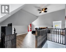 131 Talbot STREET West - 23