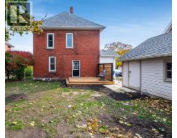 131 Talbot STREET West - 32